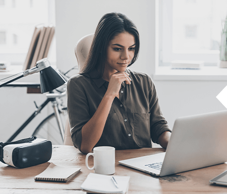 Women using Sketchup on a laptop